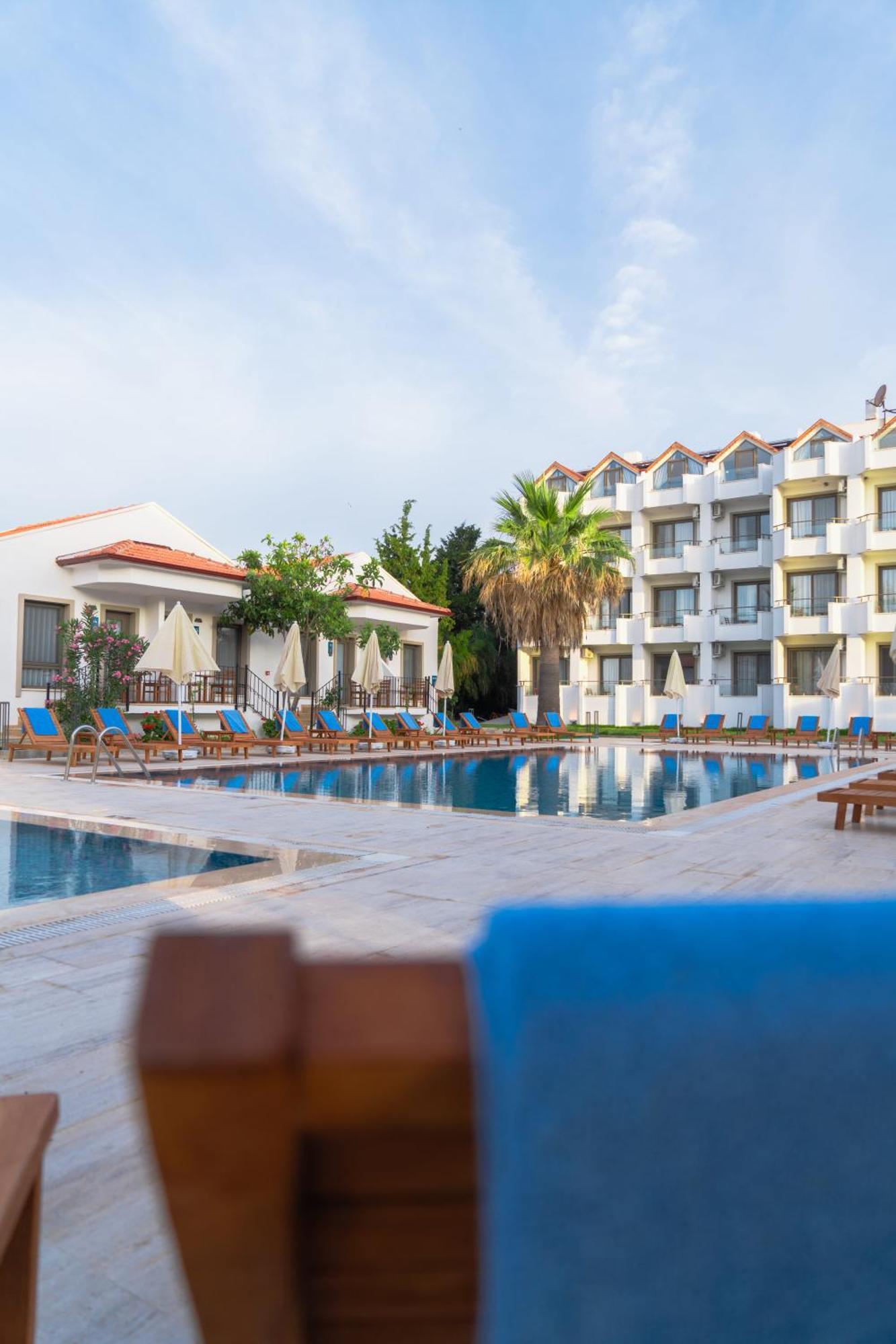 Feri Surf Club Hotel Datca Exterior photo